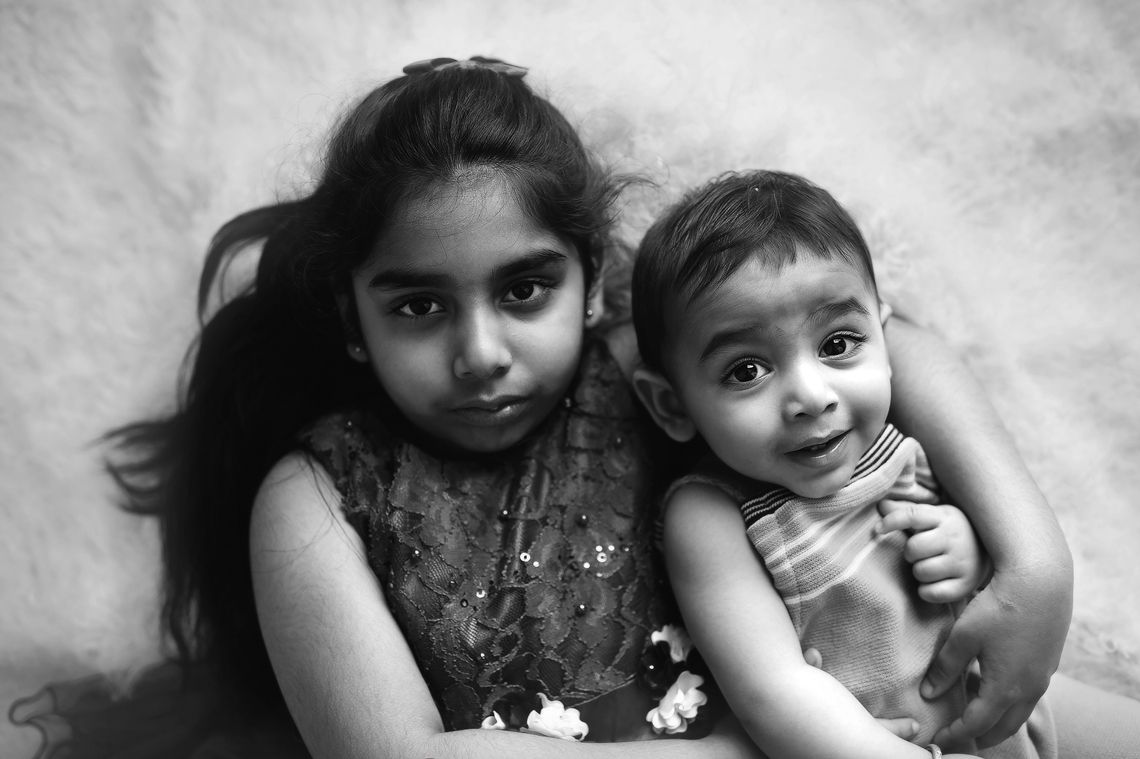 brother_and_sister_photograph