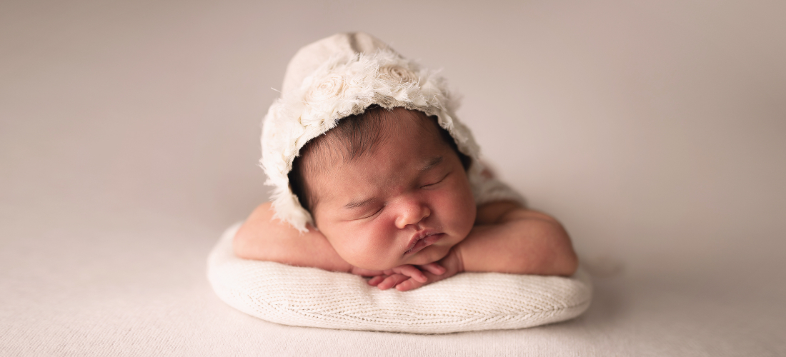 BEAUTIFUL NEWBORN GIRL / Surrey newborn photographer